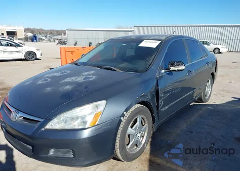 2006 Honda Accord Hybrid z USA, uszkodzony, nr VIN JHMCN36456C001225